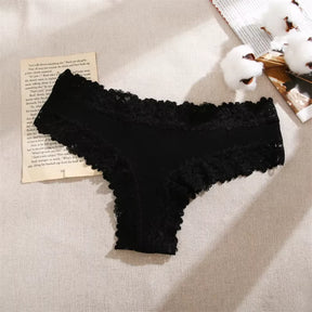 Calcinha Renda Belle Curve Elástica Sem Marcar - imagem 11