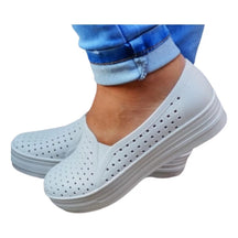 Tênis Ortopédico Feminino SoftWalk™ Slip On Calce Fácil Ultra Conforto